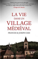 La vie dans un village médiéval, 2020, 320 p.