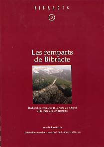 ÉPUISÉ - Les Remparts de Bibracte, (Bibracte, 3). Recherches récentes sur la Porte du Rebout et le tracé des fortifications, 1999, 320 p., 178 ill., 7 pl. h.t. coul., 2 plans.
