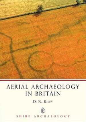 Aerial Archaeology in Britain, 2009, 64 p.